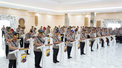 Penyegaran Organisasi Polda Jateng, 6 PJU dan 16 Kapolres Resmi Berganti