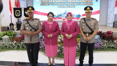 Kapolda Jateng Pimpin Sertijab Kapolresta Pati, Tongkat Komando Resmi Beralih dari Kombes Pol Jaka Wahyudi kepada Kombes Pol Sigit