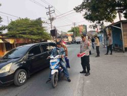 250 Bendera Merah Putih Dibagikan ke Warga, AKP Parsa : Kobarkan Semangat Kemerdekaan