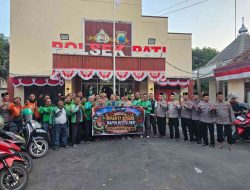 Kapolresta Pati Beri Bantuan Sembako dan Tali Asih untuk Komunitas Ojol
