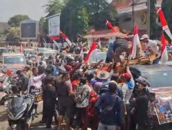 Ratusan Peternak Unggas Gelar Aksi Damai di Depan Pendopo Pati, Tuntut Harga Pakan Turun dan Telur Naik