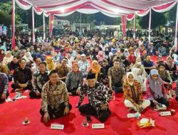 ‎Bu Ning Membaur Bersama Masyarakat dalam Selametan Agung Pesta Rakyat dan Wayang Kulit