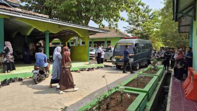 Ratusan Siswa MTsN 3 Pati dan SMPN 1 Gembong Diduga Keracunan Usai Santap MBG